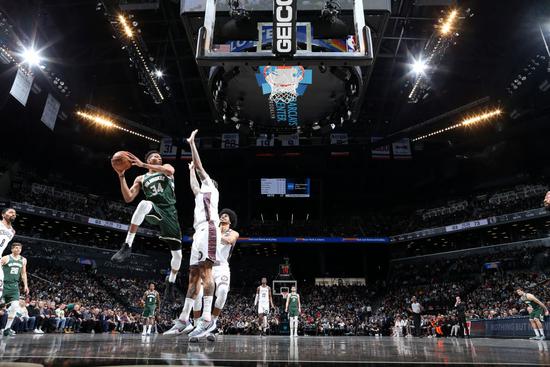 字母哥29分12板 米德尔顿20分 雄鹿117-97大胜鹈鹕斩获六连胜 字母哥29分12板 米德尔顿20分 雄鹿117-97大胜鹈鹕斩获六连胜