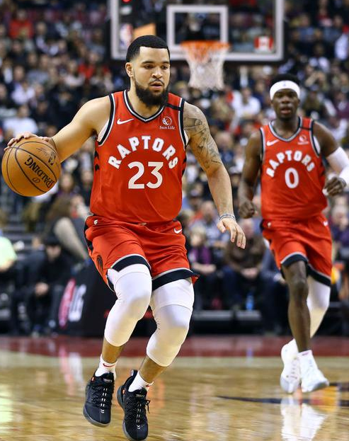 猛龙主场以119-118险胜篮网取14连胜 西卡准绝杀范乔丹29+6勒韦尔37分 猛龙主场以119-118险胜篮网取14连胜 西卡准绝杀范乔丹29+6勒韦尔37分