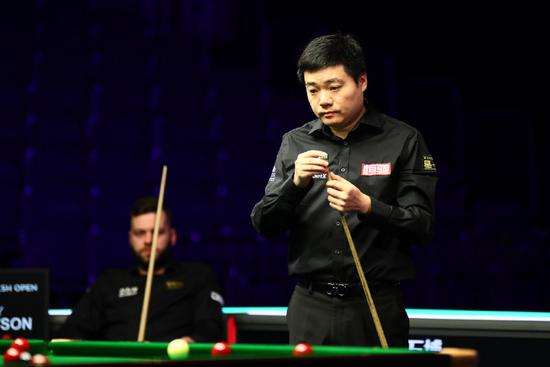 威尔士赛丁俊晖两破百4-1进16强 为疫情捐2000英镑