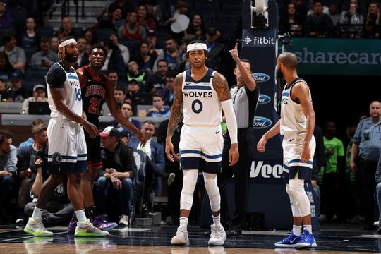 森林狼115-108逆转战胜公牛取得2连胜 比斯利24分 怀特26+6 森林狼115-108逆转战胜公牛取得2连胜 比斯利24分 怀特26+6