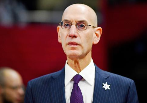 雄鹿老板:萧华提出几种不同的复赛方案 下周初投票表决 雄鹿老板:萧华提出几种不同的复赛方案 下周初投票表决