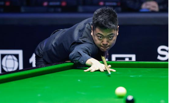 斯诺克冠军联赛中国一胜难求 梁文博将战塞尔比