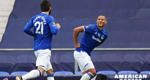 英超-莱斯特1-2负埃弗顿连续4场不胜 伊希纳乔替补破门 英超-莱斯特1-2负埃弗顿连续4场不胜 伊希纳乔替补破门