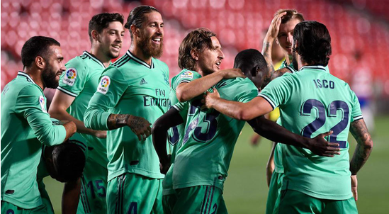 豪取9连胜!皇马下轮赢球 将夺队史第34个西甲冠军 豪取9连胜!皇马下轮赢球 将夺队史第34个西甲冠军