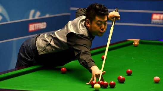 梁文博决胜局单杆141分绝杀 10-9跻身世锦赛正赛
