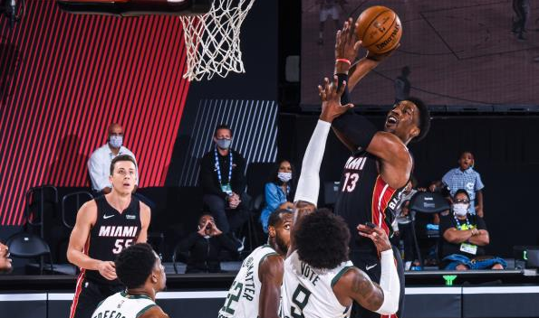 巴特勒17+10+6 米德尔顿23分 字母哥伤停 热火6人上双103-94淘汰雄鹿 巴特勒17+10+6 米德尔顿23分 字母哥伤停 热火6人上双103-94淘汰雄鹿