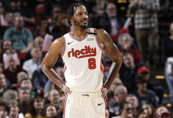 囧!阿里扎职业生涯已经被交易10次 NBA史上最多 囧!阿里扎职业生涯已经被交易10次 NBA史上最多