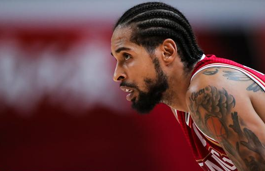 浙江124-123逆转战胜上海 弗神空砍51分张兆旭12分 浙江124-123逆转战胜上海 弗神空砍51分张兆旭12分