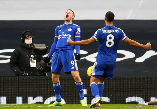 英超-热刺0-2负莱斯特城遭两连败 瓦尔迪破门+造乌龙 英超-热刺0-2负莱斯特城遭两连败 瓦尔迪破门+造乌龙