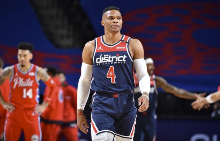 76人113-107击败奇才 恩比德29+14 威少21+11+15 比尔31分 76人113-107击败奇才 恩比德29+14 威少21+11+15 比尔31分