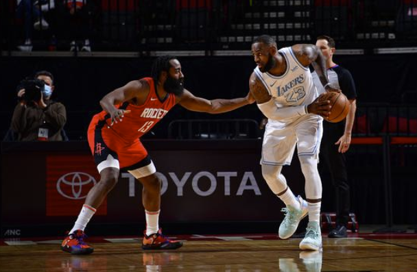 詹眉合砍45分哈登20+9 考神大莫被驱火箭102-120惨败湖人 詹眉合砍45分哈登20+9 考神大莫被驱火箭102-120惨败湖人