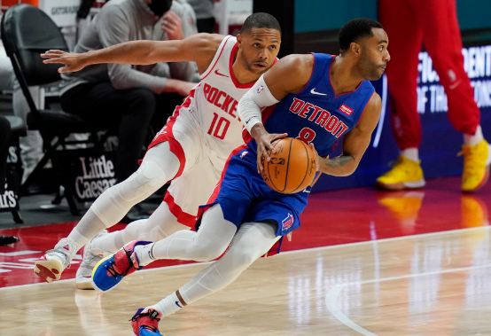 格兰特21+8绝杀超时 戈登20分火箭七人上双以103-102险胜活塞 格兰特21+8绝杀超时 戈登20分火箭七人上双以103-102险胜活塞