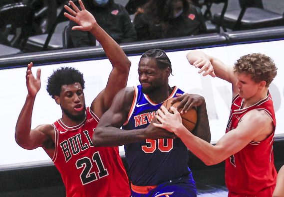 马尔卡宁30+5兰德尔23+11+7 公牛110-102胜尼克斯止三连败 马尔卡宁30+5兰德尔23+11+7 公牛110-102胜尼克斯止三连败