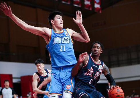 广东135-122擒青岛取14连胜 威姆斯27分马尚22分钟轰33+9 广东135-122擒青岛取14连胜 威姆斯27分马尚22分钟轰33+9