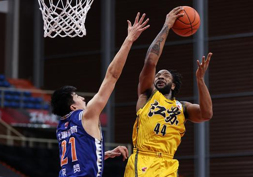 吴冠希伤退 上海113-94轻取江苏 宗赞19+7威尔斯35+9+7 吴冠希伤退 上海113-94轻取江苏 宗赞19+7威尔斯35+9+7