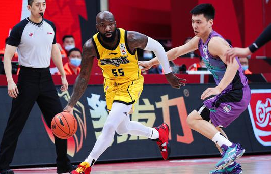 吉林116-113险胜山东 琼斯40+17+16对飙哈德森38分 吉林116-113险胜山东 琼斯40+17+16对飙哈德森38分