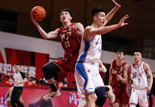 浙江103-99险胜四川取8连胜 吴前23+8哈达迪空砍24+19+7 浙江103-99险胜四川取8连胜 吴前23+8哈达迪空砍24+19+7