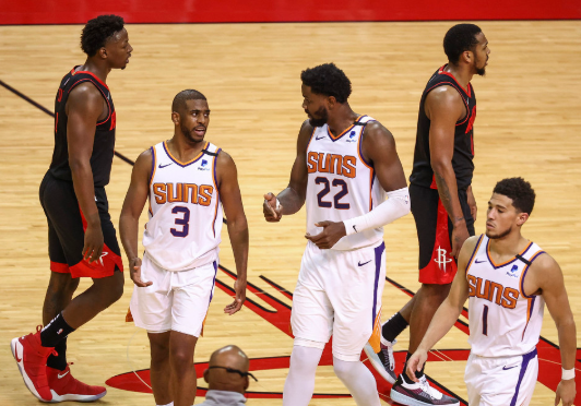 布克砍36分保罗19+11 太阳末节一波流以133-130险胜火箭 布克砍36分保罗19+11 太阳末节一波流以133-130险胜火箭