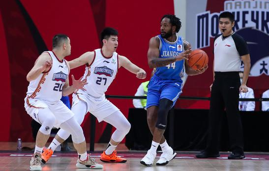 CBA-同曦109-99逆转送江苏10连败 西热27分万圣伟14分 CBA-同曦109-99逆转送江苏10连败 西热27分万圣伟14分