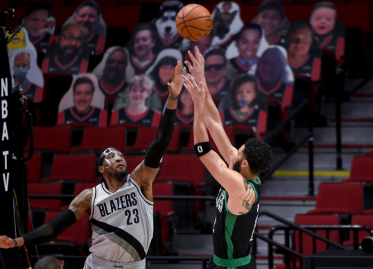 塔图姆32+9利拉德28+10 凯尔特人116-115擒开拓者赢4连胜 塔图姆32+9利拉德28+10 凯尔特人116-115擒开拓者赢4连胜