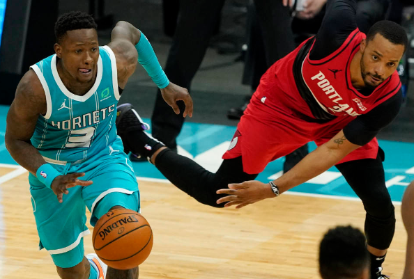 黄蜂109-101战胜开拓者止4连败 罗齐尔34分安东尼空砍24分 黄蜂109-101战胜开拓者止4连败 罗齐尔34分安东尼空砍24分