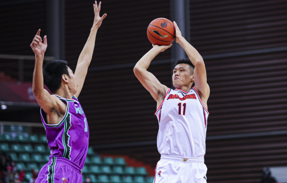 广东117-99轻取山东总分1-0领先 赵睿26分哈德森27+4+8 广东117-99轻取山东总分1-0领先 赵睿26分哈德森27+4+8