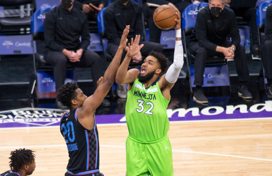 唐斯26+5+6福克斯30+7 国王三人20+以128-125险胜森林狼 唐斯26+5+6福克斯30+7 国王三人20+以128-125险胜森林狼