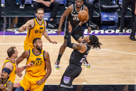 戈贝尔两双 爵士154-105屠杀国王 154分创队史得分记录 戈贝尔两双 爵士154-105屠杀国王 154分创队史得分记录