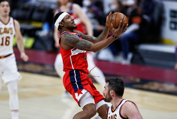 奇才122-93大胜骑士 威少砍15+12+11比尔19分 奇才122-93大胜骑士 威少砍15+12+11比尔19分