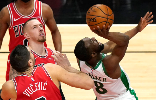 拉文25分沃克33分 武切维奇三双公牛121-99擒凯尔特人 拉文25分沃克33分 武切维奇三双公牛121-99擒凯尔特人