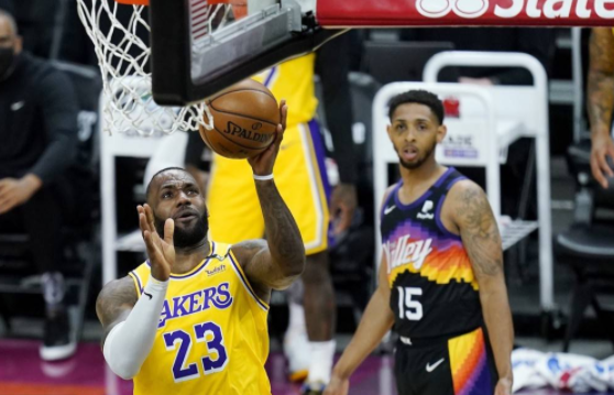 浓眉哥34+10+7詹姆斯23+9 湖人109-102射落太阳总比分1-1 浓眉哥34+10+7詹姆斯23+9 湖人109-102射落太阳总比分1-1