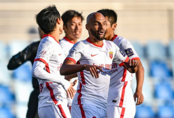 足协杯-海港2-1陕西晋级8强 保利尼奥破门吕文君点射 足协杯-海港2-1陕西晋级8强 保利尼奥破门吕文君点射