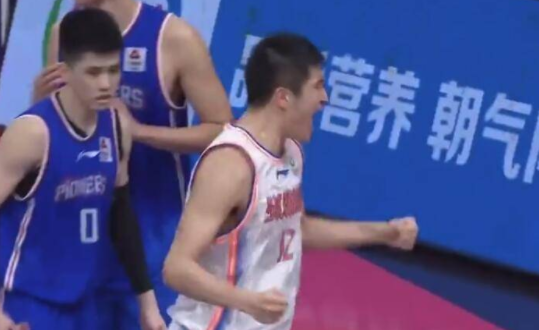 韩硕20+8张殿梁准绝杀 四川5人上双以96-94逆转送天津三连败 韩硕20+8张殿梁准绝杀 四川5人上双以96-94逆转送天津三连败