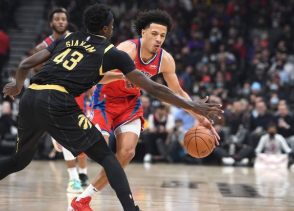 活塞127-121险胜猛龙 西亚卡姆25+12+7状元10分 活塞127-121险胜猛龙 西亚卡姆25+12+7状元10分