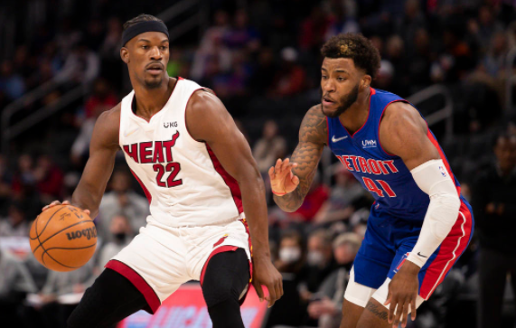 热火100-92逆转胜活塞 希罗31+8状元仅6分 热火100-92逆转胜活塞 希罗31+8状元仅6分