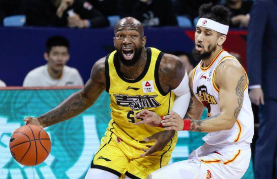 琼斯49+10 姜伟泽17分 萨林杰26+20+8 吉林106-103险胜深圳 琼斯49+10 姜伟泽17分 萨林杰26+20+8 吉林106-103险胜深圳