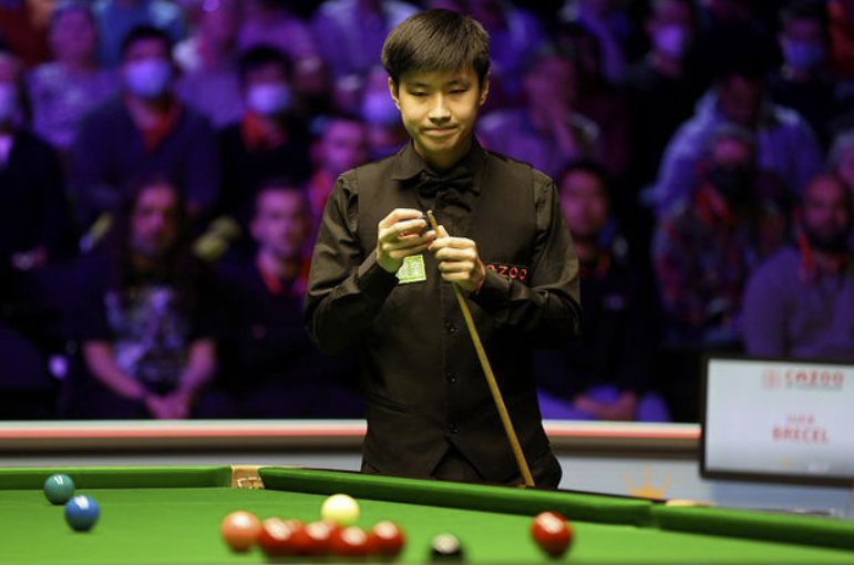 冠军联赛赵心童八连胜突围 3-2肖国栋获小组第一 冠军联赛赵心童八连胜突围 3-2肖国栋获小组第一