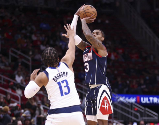 东契奇伤缺哈达威19+7 独行侠6人上双130-106灭火箭取5连胜 东契奇伤缺哈达威19+7 独行侠6人上双130-106灭火箭取5连胜