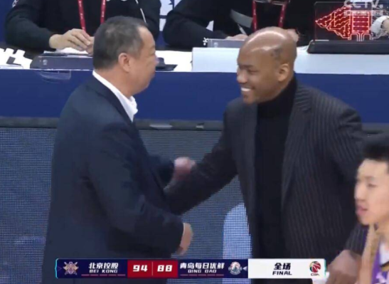 兰兹博格18分威尔斯31+7+8 北控5人上双94-88送青岛3连败 兰兹博格18分威尔斯31+7+8 北控5人上双94-88送青岛3连败