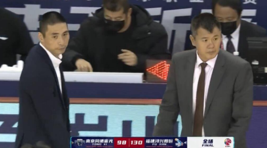 高登35+12赵柏清空砍40+7 福建130-98终结连败送同曦17连败 高登35+12赵柏清空砍40+7 福建130-98终结连败送同曦17连败