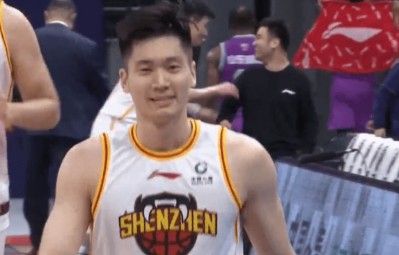 白昊天三分绝杀 深圳118-115险胜山东 沈梓捷砍20+19哈德森32分 白昊天三分绝杀 深圳118-115险胜山东 沈梓捷砍20+19哈德森32分