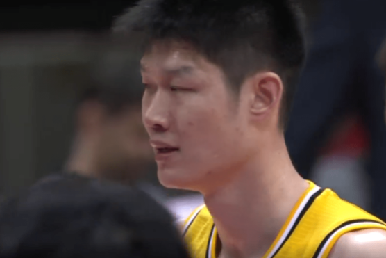 赵岩昊21+5+5胡金秋13分 广厦121-89轻取青岛迎6连胜 赵岩昊21+5+5胡金秋13分 广厦121-89轻取青岛迎6连胜