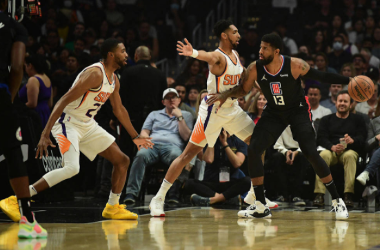 乔治19+9鲍威尔复出24分 太阳轮休四主力109-113不敌快船 乔治19+9鲍威尔复出24分 太阳轮休四主力109-113不敌快船