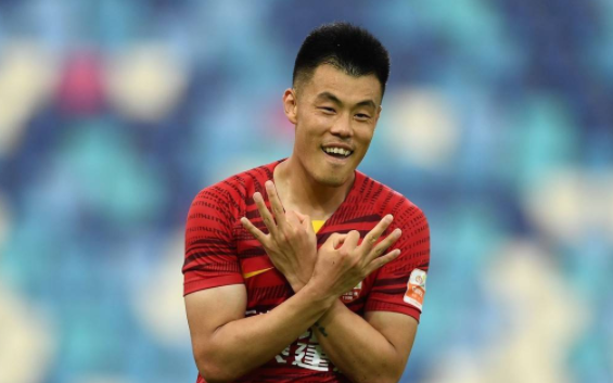 中超-广州城1-4惨负亚泰 谭龙3射1传儒尼奥尔破门 中超-广州城1-4惨负亚泰 谭龙3射1传儒尼奥尔破门