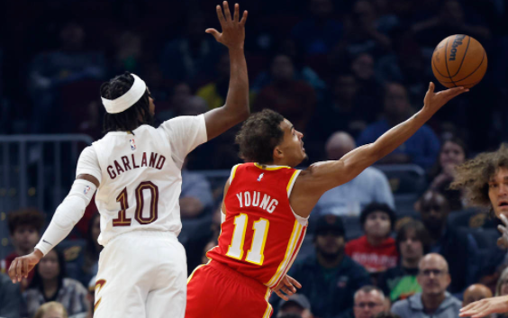 NBA季前赛-骑士双枪合砍47分105-99胜老鹰 特雷-杨17中3手感冰凉 NBA季前赛-骑士双枪合砍47分105-99胜老鹰 特雷-杨17中3手感冰凉