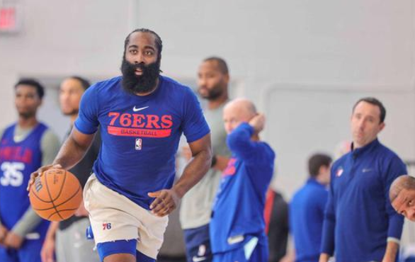 19日NBA前瞻:双探花PK大帝哈登 凯尔特人力争击退76人 19日NBA前瞻:双探花PK大帝哈登 凯尔特人力争击退76人