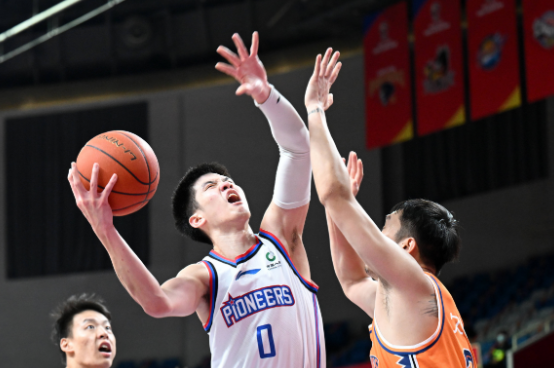 CBA-天津96-95险胜山东喜获3连胜 杰弗森三分准绝杀 CBA-天津96-95险胜山东喜获3连胜 杰弗森三分准绝杀