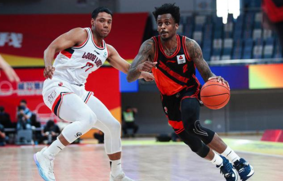 CBA-肯帝亚101-100险胜广州获三连胜 布莱克尼30分崔晓龙17+7 CBA-肯帝亚101-100险胜广州获三连胜 布莱克尼30分崔晓龙17+7