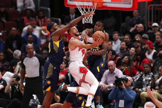 NBA-公牛124-109胜步行者 拉文28+6+5希尔德中7记三分 德罗赞17分 NBA-公牛124-109胜步行者 拉文28+6+5希尔德中7记三分 德罗赞17分