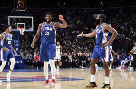 76人123-103痛宰国王3连胜 恩比德31+7哈登21+7+15+5断 76人123-103痛宰国王3连胜 恩比德31+7哈登21+7+15+5断